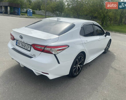 Тойота Камри, объемом двигателя 2.49 л и пробегом 75 тыс. км за 27500 $, фото 4 на Automoto.ua