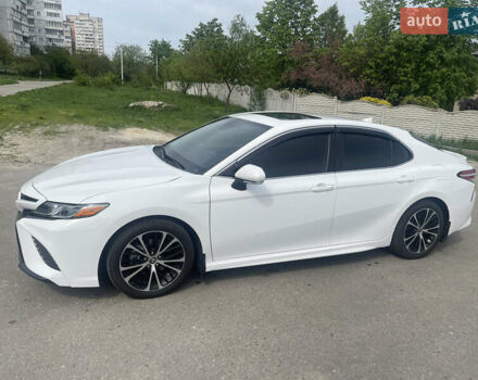 Тойота Камри, объемом двигателя 2.49 л и пробегом 75 тыс. км за 27500 $, фото 1 на Automoto.ua