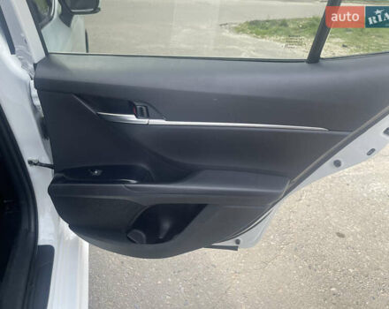 Тойота Камри, объемом двигателя 2.49 л и пробегом 75 тыс. км за 27500 $, фото 15 на Automoto.ua