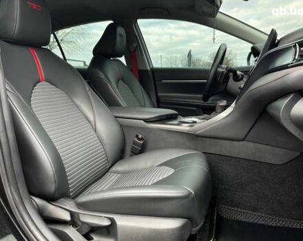 Тойота Камри, объемом двигателя 0 л и пробегом 26 тыс. км за 38500 $, фото 6 на Automoto.ua