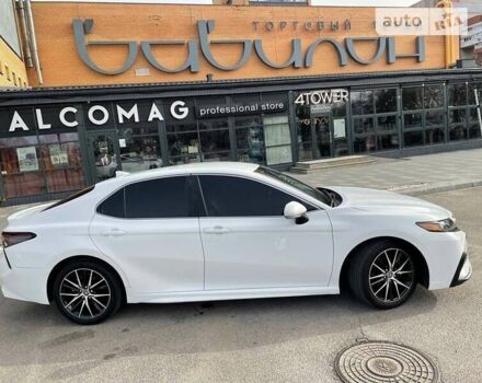 Тойота Камри, объемом двигателя 2.49 л и пробегом 14 тыс. км за 34800 $, фото 7 на Automoto.ua