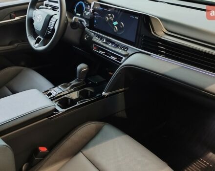 купить новое авто Тойота Камри 2024 года от официального дилера Автоцентр AUTO.RIA Тойота фото