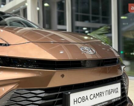 Тойота Камри, объемом двигателя 2.49 л и пробегом 0 тыс. км за 49921 $, фото 2 на Automoto.ua
