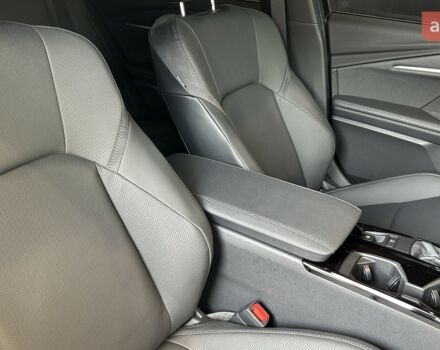 Тойота Камри, объемом двигателя 2.49 л и пробегом 0 тыс. км за 40898 $, фото 19 на Automoto.ua