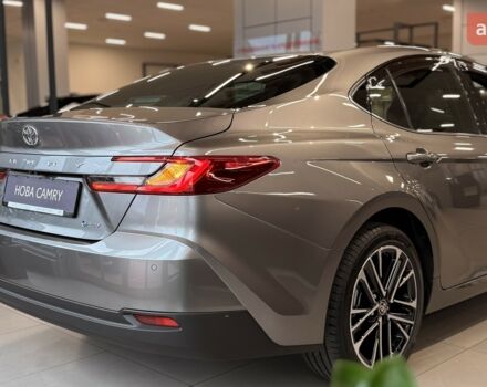 Тойота Камри, объемом двигателя 2.49 л и пробегом 0 тыс. км за 49680 $, фото 2 на Automoto.ua