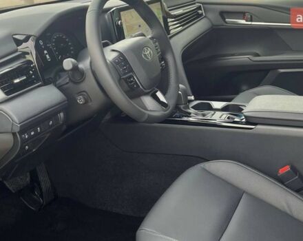 купить новое авто Тойота Камри 2025 года от официального дилера Тойота на Столичному Тойота фото