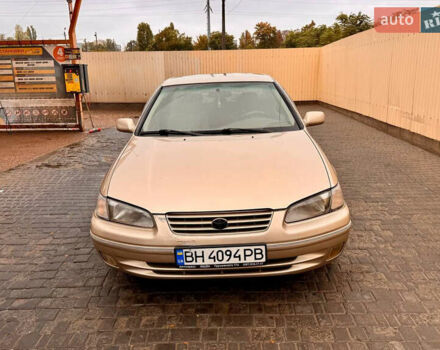 Тойота Камри, объемом двигателя 3 л и пробегом 354 тыс. км за 3200 $, фото 1 на Automoto.ua