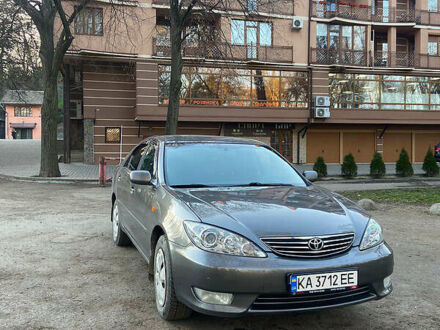 Тойота Камри 2005 у Ужгороде на Automoto.ua Тойота Камри, об'ємом двигуна 2.4 л та пробігом 654 тис. км за 6200 $, фото 1 на Automoto.ua