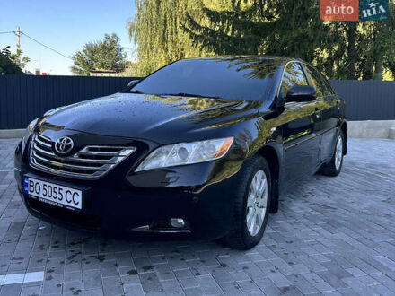 Тойота Камри, объемом двигателя 3.5 л и пробегом 270 тыс. км за 8900 $, фото 1 на Automoto.ua