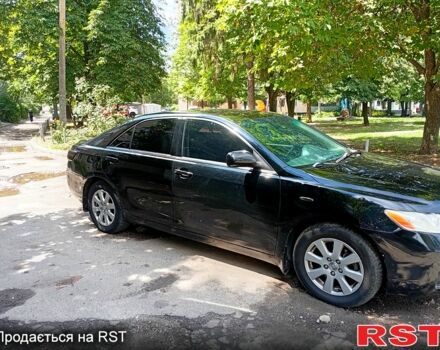 Тойота Камри, объемом двигателя 3.5 л и пробегом 285 тыс. км за 9800 $, фото 1 на Automoto.ua