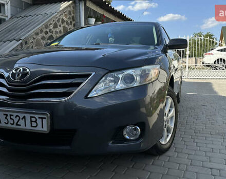 Тойота Камри, объемом двигателя 2.5 л и пробегом 115 тыс. км за 12750 $, фото 1 на Automoto.ua