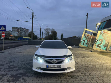 Тойота Камри, объемом двигателя 2.5 л и пробегом 258 тыс. км за 15000 $, фото 1 на Automoto.ua