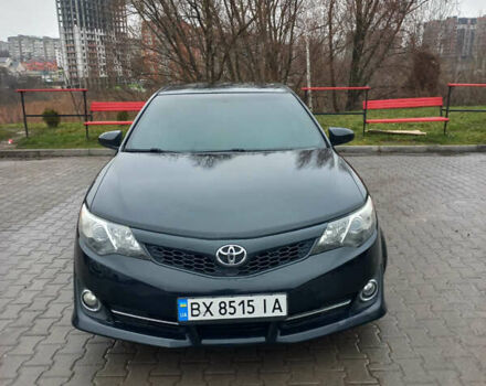 Тойота Камри, объемом двигателя 2.5 л и пробегом 200 тыс. км за 9000 $, фото 1 на Automoto.ua