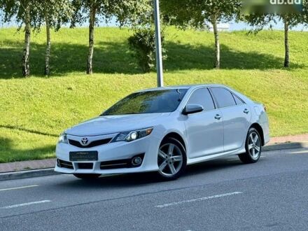 Тойота Камрі, об'ємом двигуна 0 л та пробігом 247 тис. км за 11900 $, фото 1 на Automoto.ua