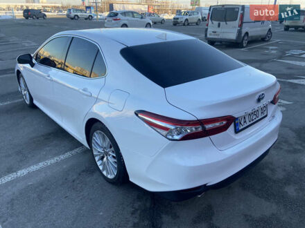Тойота Камри 2020 в Киеве на Automoto.ua Тойота Камри, объемом двигателя 2.49 л и пробегом 47 тыс. км за 27900 $, фото 1 на Automoto.ua