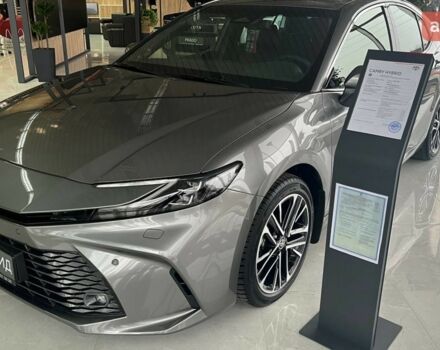 купити нове авто Тойота Камрі 2024 року від офіційного дилера Тойота на Столичному Тойота фото