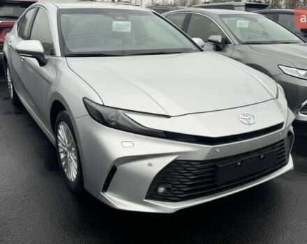купити нове авто Тойота Камрі 2025 року від офіційного дилера Тойота на Столичному Тойота фото