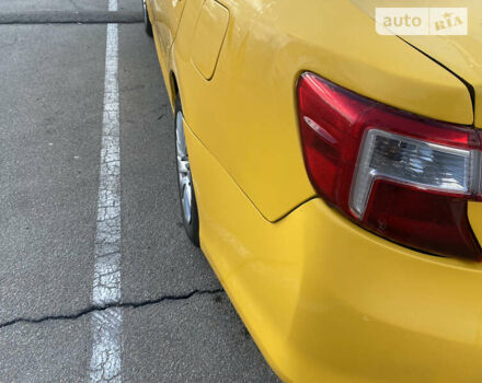 Желтый Тойота Камри, объемом двигателя 2.49 л и пробегом 600 тыс. км за 6600 $, фото 8 на Automoto.ua