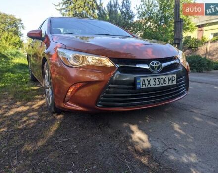 Жовтий Тойота Камрі, об'ємом двигуна 2.5 л та пробігом 341 тис. км за 10000 $, фото 1 на Automoto.ua