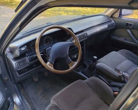 Серый Тойота Камри, объемом двигателя 2 л и пробегом 528 тыс. км за 1101 $, фото 7 на Automoto.ua