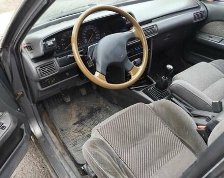 Серый Тойота Камри, объемом двигателя 2 л и пробегом 528 тыс. км за 950 $, фото 7 на Automoto.ua