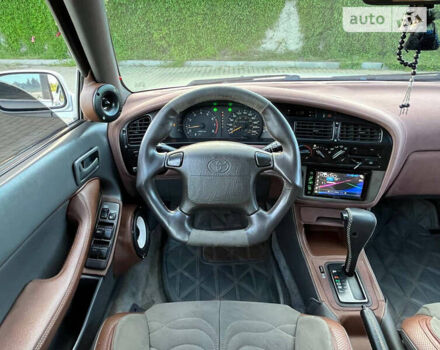 Серый Тойота Камри, объемом двигателя 2.2 л и пробегом 334 тыс. км за 3300 $, фото 8 на Automoto.ua