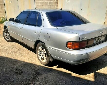 Сірий Тойота Камрі, об'ємом двигуна 2.2 л та пробігом 325 тис. км за 1950 $, фото 5 на Automoto.ua