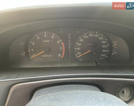 Сірий Тойота Камрі, об'ємом двигуна 2.2 л та пробігом 354 тис. км за 3500 $, фото 1 на Automoto.ua
