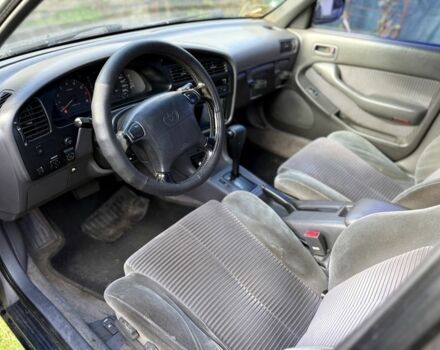 Серый Тойота Камри, объемом двигателя 2.2 л и пробегом 392 тыс. км за 3950 $, фото 8 на Automoto.ua