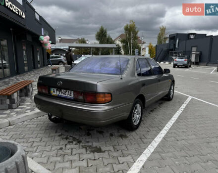 Сірий Тойота Камрі, об'ємом двигуна 2.2 л та пробігом 392 тис. км за 3950 $, фото 3 на Automoto.ua