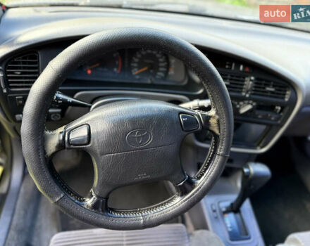 Сірий Тойота Камрі, об'ємом двигуна 2.2 л та пробігом 392 тис. км за 3950 $, фото 11 на Automoto.ua