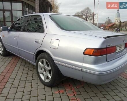 Серый Тойота Камри, объемом двигателя 2.2 л и пробегом 350 тыс. км за 2750 $, фото 6 на Automoto.ua