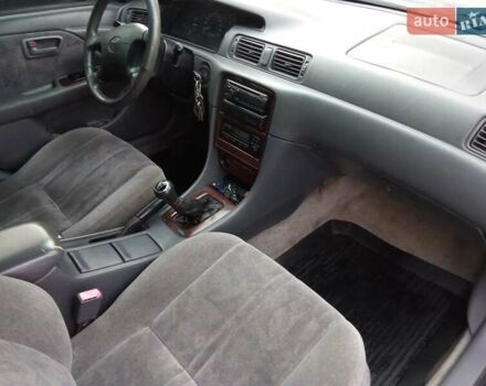 Серый Тойота Камри, объемом двигателя 2.2 л и пробегом 350 тыс. км за 2750 $, фото 13 на Automoto.ua