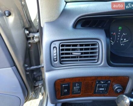 Серый Тойота Камри, объемом двигателя 2.2 л и пробегом 348 тыс. км за 4800 $, фото 16 на Automoto.ua