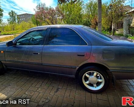 Серый Тойота Камри, объемом двигателя 2.2 л и пробегом 196 тыс. км за 4400 $, фото 12 на Automoto.ua