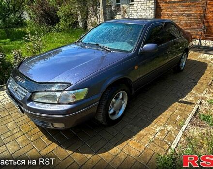 Серый Тойота Камри, объемом двигателя 2.2 л и пробегом 196 тыс. км за 4400 $, фото 9 на Automoto.ua