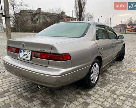 Сірий Тойота Камрі, об'ємом двигуна 2.2 л та пробігом 300 тис. км за 3000 $, фото 9 на Automoto.ua