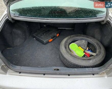 Сірий Тойота Камрі, об'ємом двигуна 2.2 л та пробігом 300 тис. км за 3000 $, фото 2 на Automoto.ua