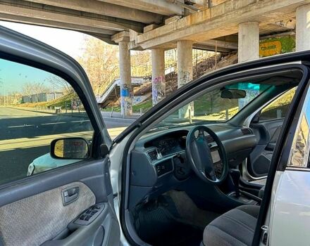 Серый Тойота Камри, объемом двигателя 2.2 л и пробегом 280 тыс. км за 3100 $, фото 3 на Automoto.ua