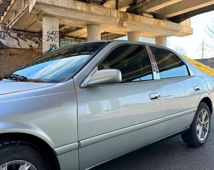 Серый Тойота Камри, объемом двигателя 2.2 л и пробегом 288 тыс. км за 3200 $, фото 7 на Automoto.ua