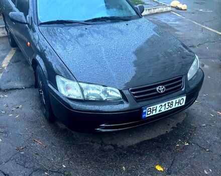 Сірий Тойота Камрі, об'ємом двигуна 2.2 л та пробігом 263 тис. км за 3300 $, фото 6 на Automoto.ua