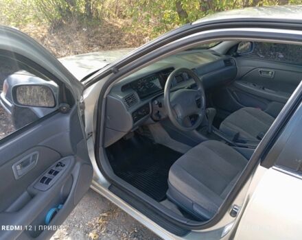 Сірий Тойота Камрі, об'ємом двигуна 2.2 л та пробігом 385 тис. км за 3900 $, фото 6 на Automoto.ua