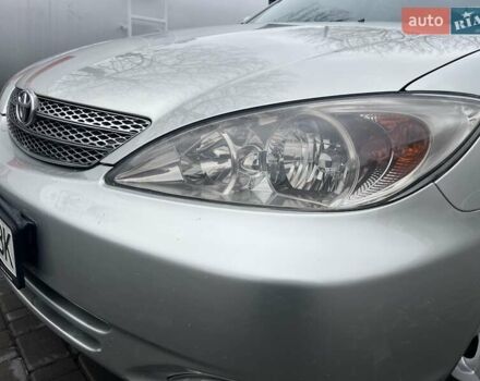 Сірий Тойота Камрі, об'ємом двигуна 2.4 л та пробігом 216 тис. км за 5999 $, фото 13 на Automoto.ua