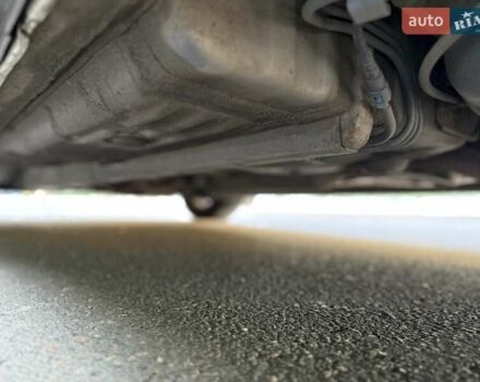 Сірий Тойота Камрі, об'ємом двигуна 3 л та пробігом 215 тис. км за 6800 $, фото 55 на Automoto.ua