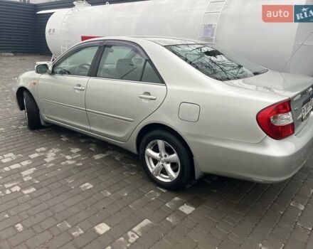 Сірий Тойота Камрі, об'ємом двигуна 2.4 л та пробігом 216 тис. км за 5999 $, фото 17 на Automoto.ua