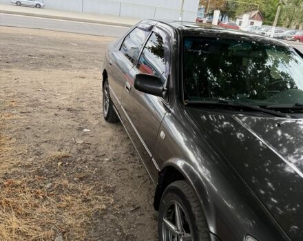 Серый Тойота Камри, объемом двигателя 3 л и пробегом 320 тыс. км за 4000 $, фото 3 на Automoto.ua