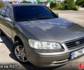 Серый Тойота Камри, объемом двигателя 2.2 л и пробегом 278 тыс. км за 4500 $, фото 1 на Automoto.ua