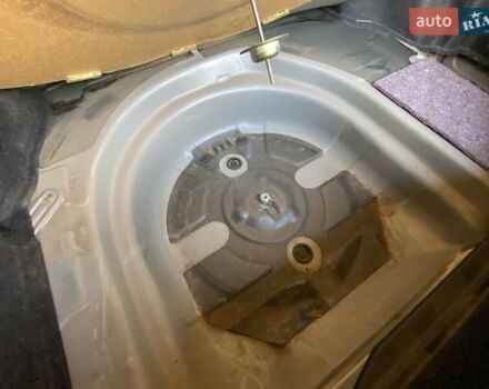 Сірий Тойота Камрі, об'ємом двигуна 3 л та пробігом 215 тис. км за 6800 $, фото 59 на Automoto.ua