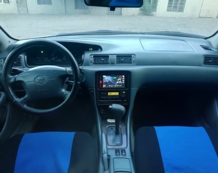 Сірий Тойота Камрі, об'ємом двигуна 3 л та пробігом 123 тис. км за 3799 $, фото 11 на Automoto.ua