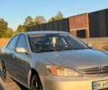 Сірий Тойота Камрі, об'ємом двигуна 3 л та пробігом 380 тис. км за 5000 $, фото 1 на Automoto.ua